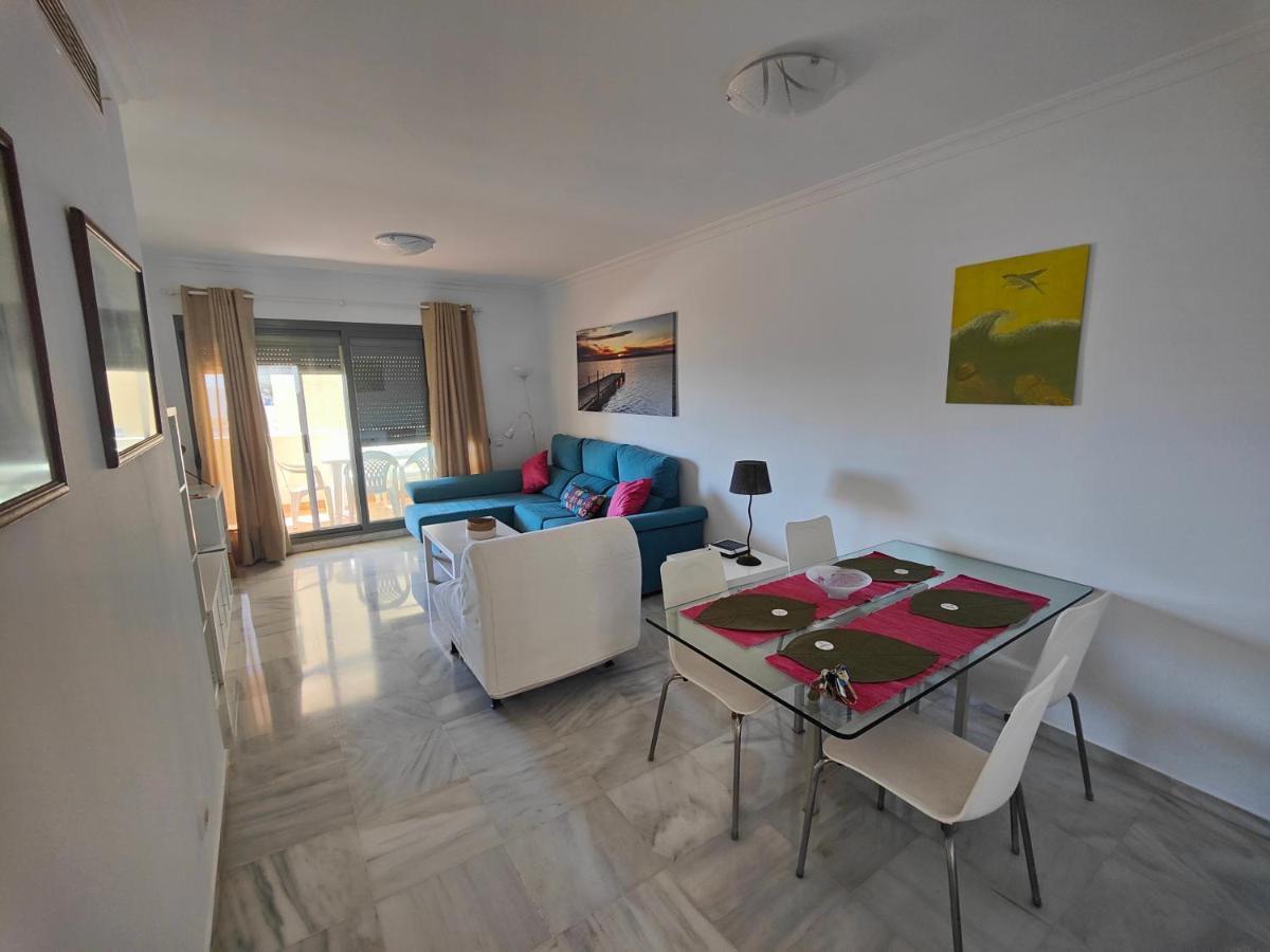 Apartamento Cerca De La Playa Con Piscina Fuengirola Luaran gambar